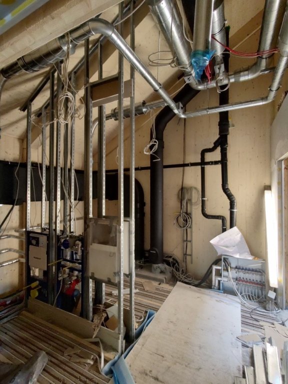 2023 - Neubau - Innenausbau Sanitär und Lüftung Obergeschoss