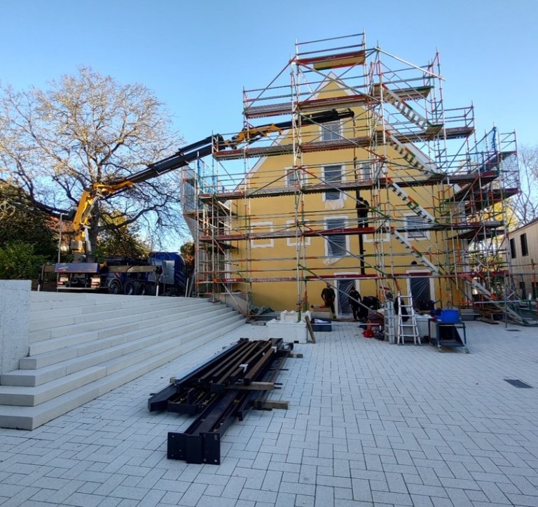 2023 - Denkmal - Stahlbau Aussentreppe