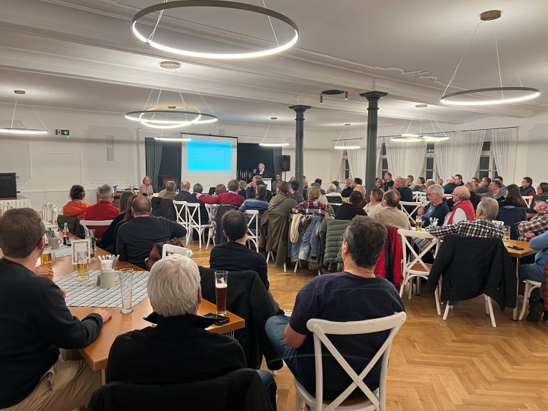 Bürgerversammlung 27.11.2025 - alle von Elisabeth Kreitmeyer